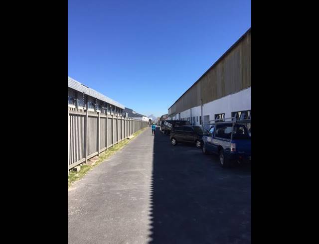 500M² FACTORY TO LET IN EPPING INDUSTRIAL